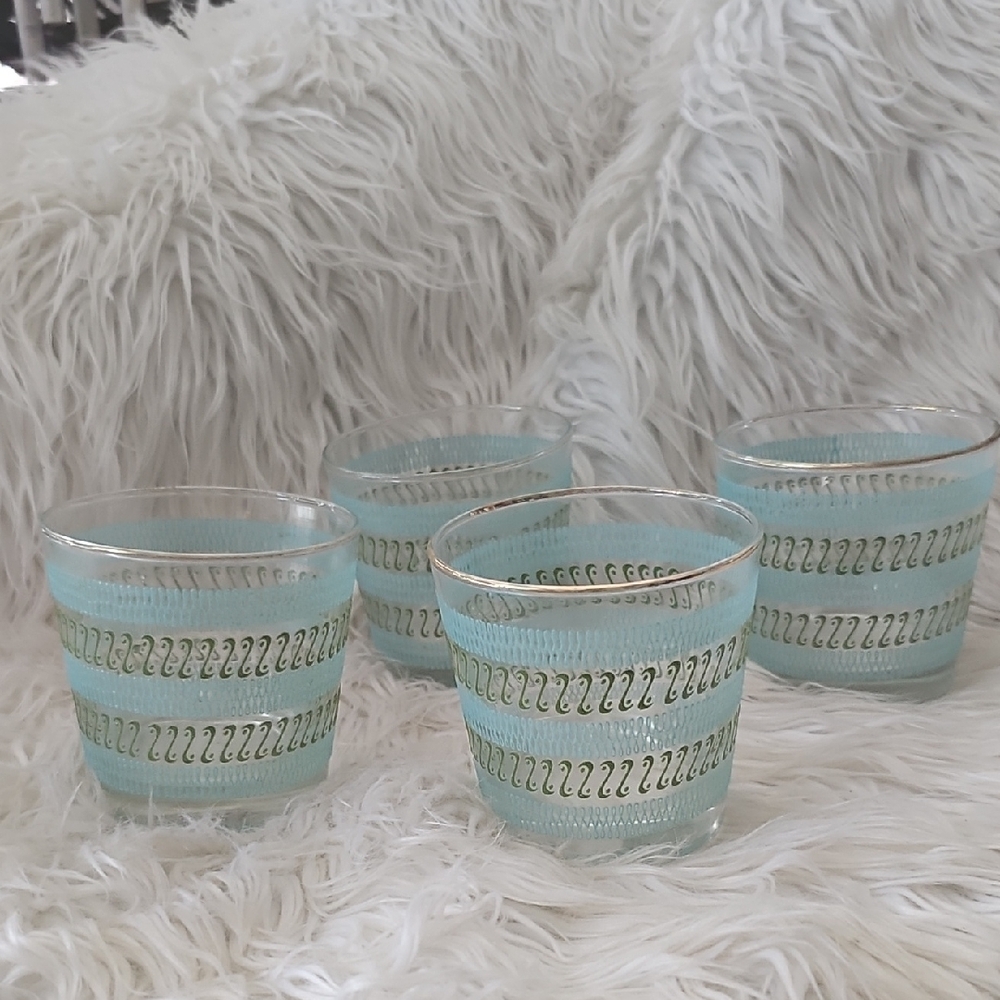 Elegant Blue Glass Tumblers